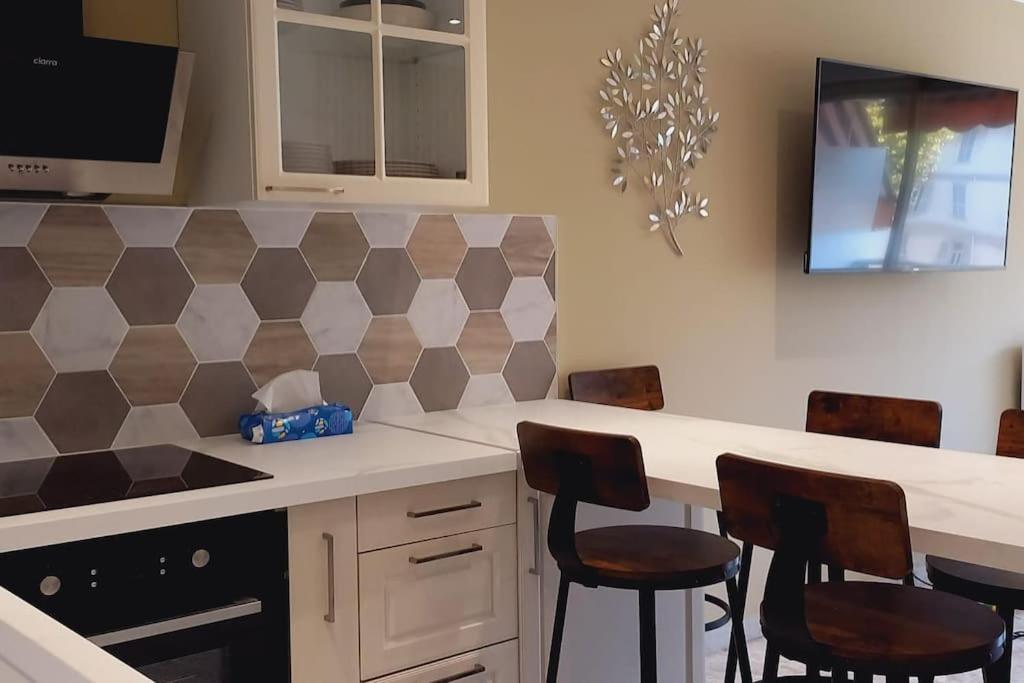 מנטון Immeuble Le Regency, Appartement 4 Pieces, 80 Metres De La Plage מראה חיצוני תמונה