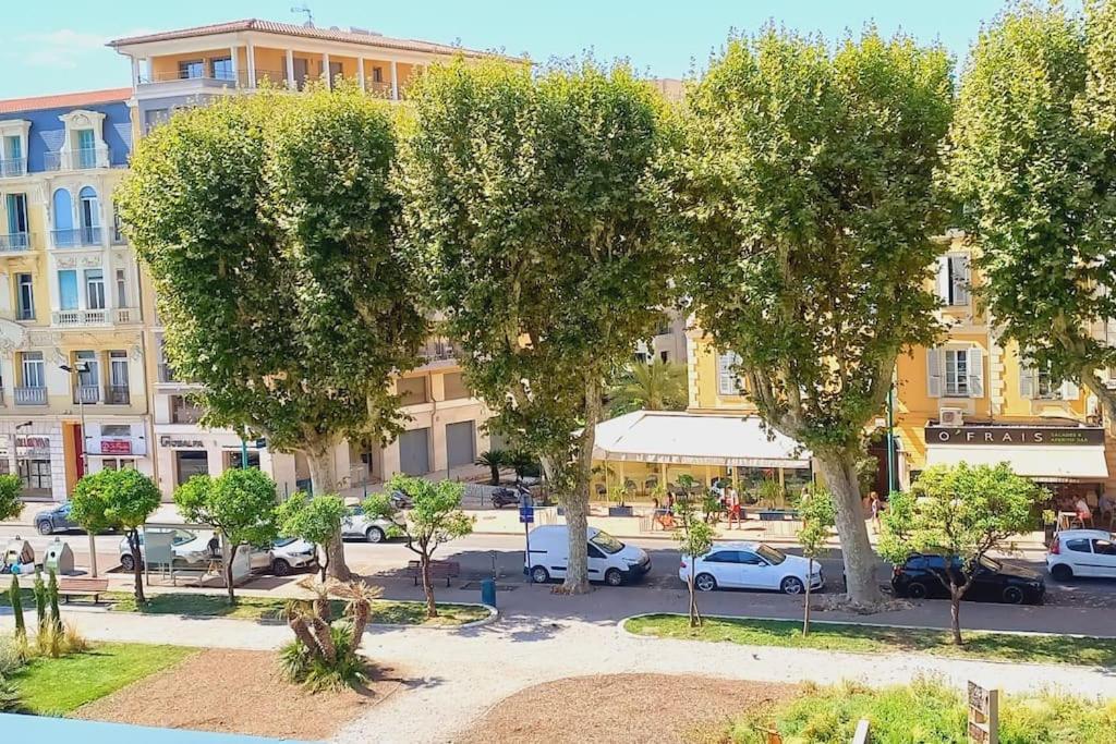 מנטון Immeuble Le Regency, Appartement 4 Pieces, 80 Metres De La Plage מראה חיצוני תמונה