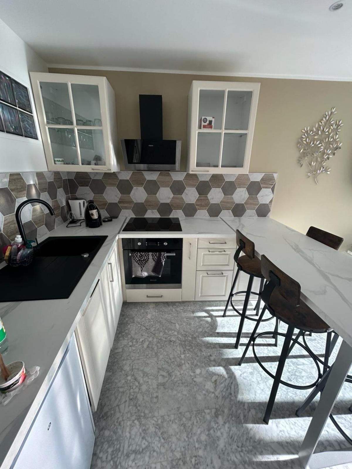 מנטון Immeuble Le Regency, Appartement 4 Pieces, 80 Metres De La Plage מראה חיצוני תמונה
